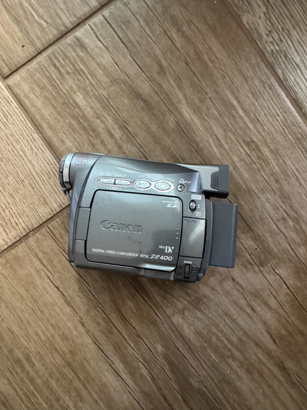 Canon ZR400 Gray Digital Video Camcorder